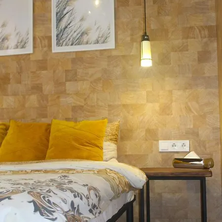 Sweet Apartment *